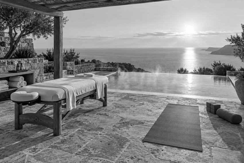 Ambiente conceitual de wellness à beira-mar